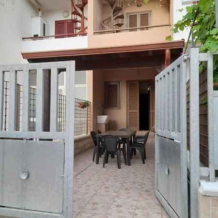 Caravaggio Apartment Porto Cesareo Buitenkant foto